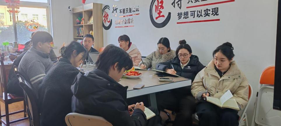 काम पर वापस! वसंत महोत्सव के बाद ZMJ पैकेजिंग ने पूर्ण परिचालन फिर से शुरू किया