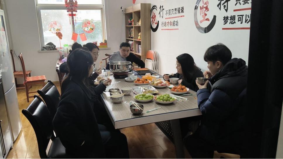 मिठास और एकता: ZMJ पैकेजिंग टीम एक साथ लालटेन महोत्सव मनाती है